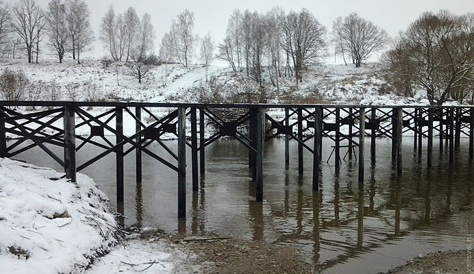 Свайные мосты: надежное решение для преодоления водных преград в Карпинске от 57530 руб